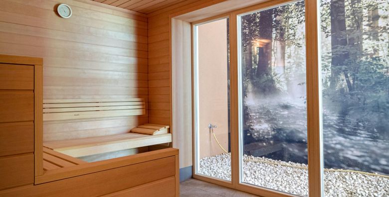 Hotel Educare  Zimski wellness odmor uz obalu jezera Ossiach Treffen Austrija  769 EUR  5x nocenje u dvokrevetnoj Standard sobi za 2 osobe Dorucak