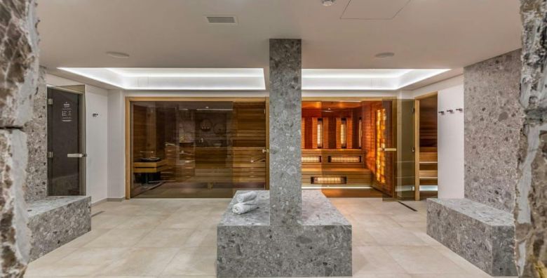 Hotel Malin  Romanticna wellness jesen uz more  Standard soba Malinska Hrvatska  319 EUR  2x nocenje u Standard dvokrevetnoj sobi s balkonom za 2 osobe Polupansion