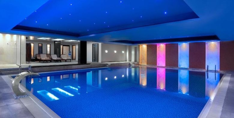 Mövenpick Hotel Sarajevo  Uzivajte u luksuzu i opustanju udvoje u Sarajevu Sarajevo Bosna i Hercegovina  95 EUR  1x nocenje u dvokrevetnoj Standard sobi za 2 osobe Gurmanski buffet dorucak