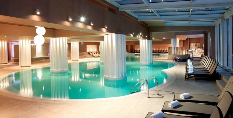 Hoteli LifeClass Roulette  Jesenski obiteljski odmor Portoroz Slovenija  266 EUR  2x nocenje u obiteljskoj sobi za 2 osobe 1 dijete do 14 99 godina besplatno  Polupansion