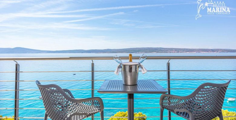 Hotel Marina  Carobna jesen tik uz more Selce Hrvatska  192 EUR  2x nocenje u dvokrevetnoj sobi park strana za 2 osobe 1 dijete do 6 99 godina i 1 dijete do 2 99 godina besplatno  Polupansion