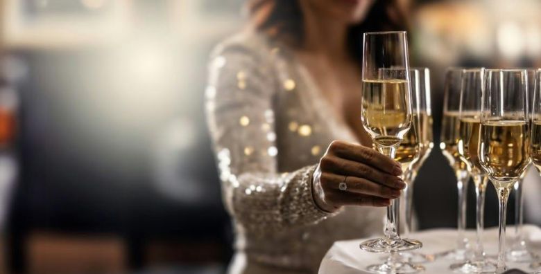 Hotel Kalvaria  Docek Nove godine u Győru Győr Madjarska  640 EUR  3x nocenje u objektu s 3 zvjezdice za 2 osobe Polupansion