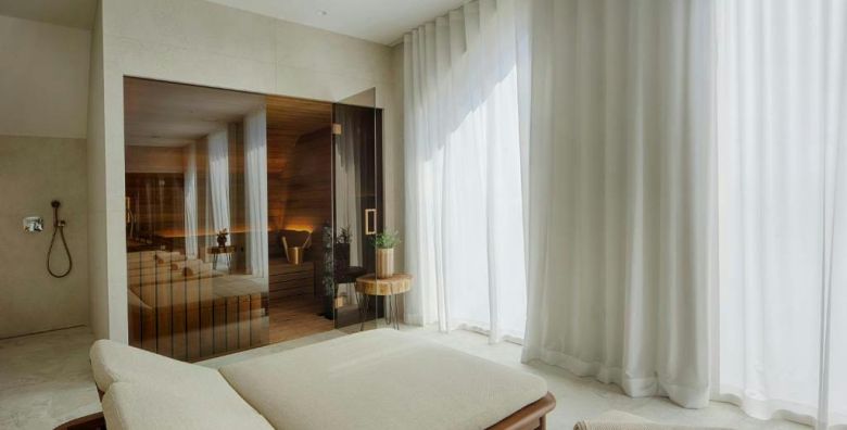 The POINT hotel  Buticno opustanje za 3 osobe u Prlekiji Gorisnica Slovenija  322 EUR  2x nocenje u trokrevetnoj Comfort Point sobi za 3 osobe Dorucak