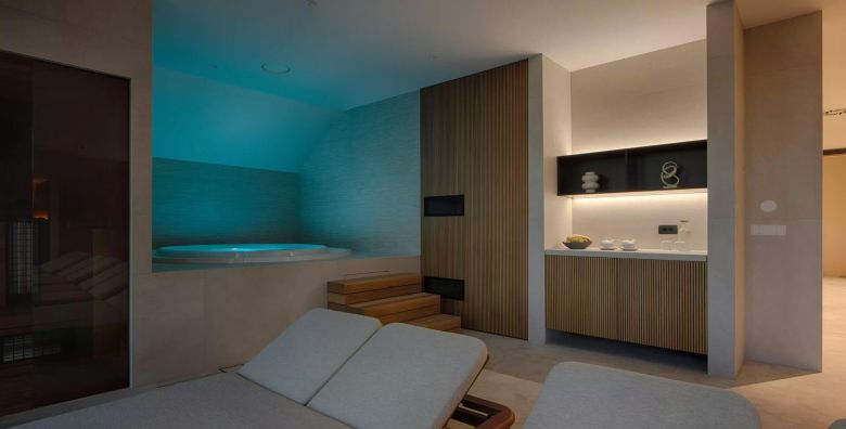 The POINT hotel  Premium opustanje s ukljucenim privatnim najmom wellnessa Gorisnica Slovenija  372 EUR  2x nocenje u dvokrevetnoj Classic Point sobi za 2 osobe Dorucak