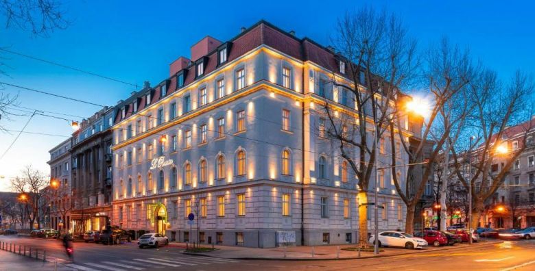 Le Premier Boutique Hotel Zagreb  Luksuzan adventski SPA odmor Zagreb Hrvatska  249 EUR  1x nocenje u Superior sobi za 2 osobe Polupansion dorucak i vecera u 3 slijeda po izboru executive chefa 