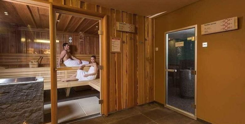 Hotel Alpina  Dozivite vise u Kranjskoj Gori Kranjska Gora Slovenija  178 EUR  2x nocenje u dvokrevetnoj sobi za 2 osobe Dorucak