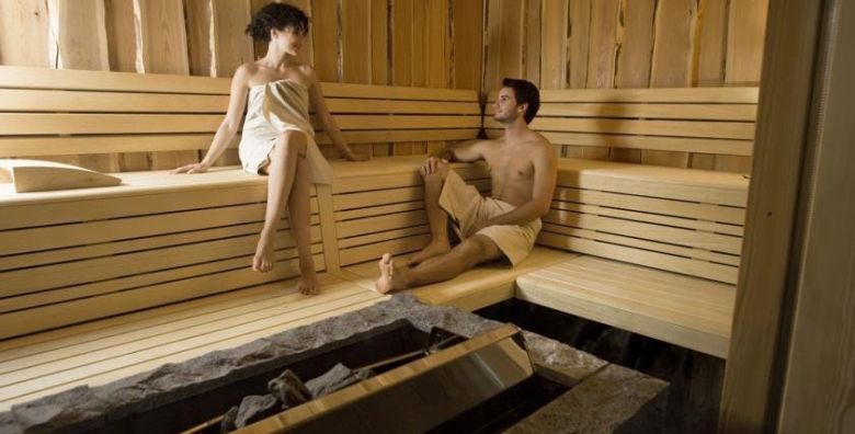 Hotel Alpina  Dozivite vise u Kranjskoj Gori Kranjska Gora Slovenija  264 EUR  3x nocenje u dvokrevetnoj sobi za 2 osobe Dorucak