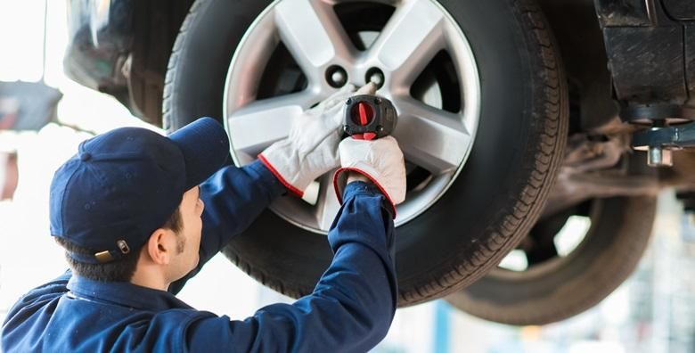 Auti (ponuda: 252219)