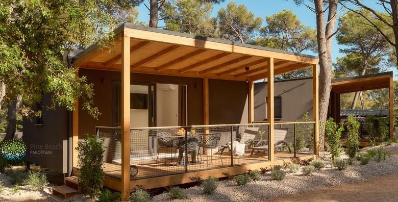 PINE BEACH  proljetni ALL INCLUSIVE LIGHT odmor uz 2 nocenja u mobilnim kucicama za 3 odrasle osobe  gratis paket za 1 dijete do 3 99 godina u Pakostanama