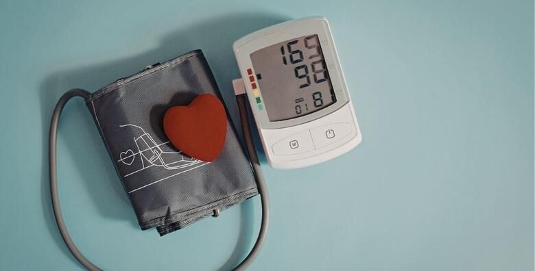 Holter tlaka  24 satno pracenje rada srca tijekom svakodnevnih aktivnosti u Poliklinici Holoart