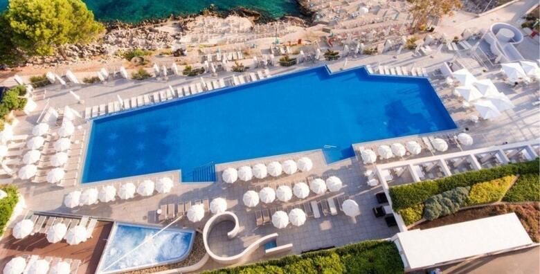 Estetska kirurgija - Akcija, popust i sniženje. (ponuda: 261337)