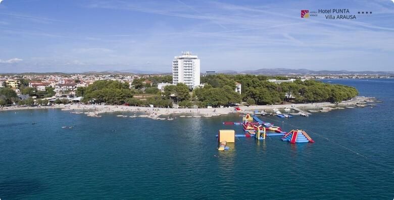 POSEBNA PONUDA Proljece u Hotelu Punta 4  Vodice  2 nocenjas ALL INCLUSIVE LIGHT uslugom za 2 odrasle osobe i do 2 djece  koristenje bazena i sauna
