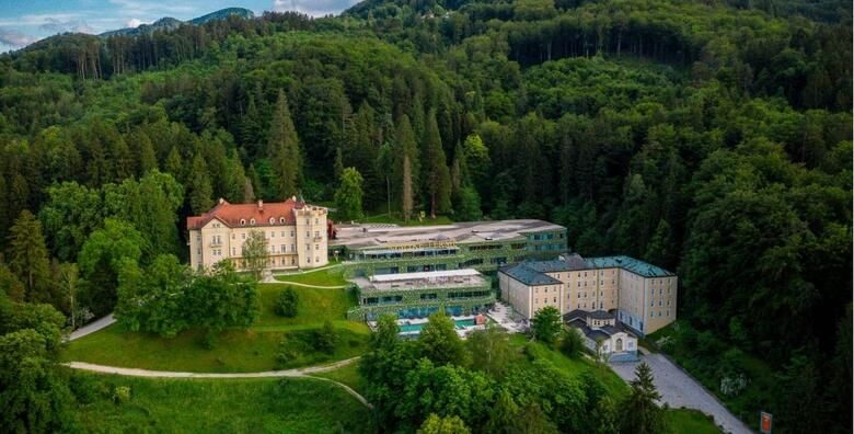 RIMSKE TERME  2 nocenja s polupansionom za dvoje u ADULTS ONLY Hotelu Sofijin dvor 4 Superior uz kupanje u termalnim bazenima koristenje sauna i fitnessa