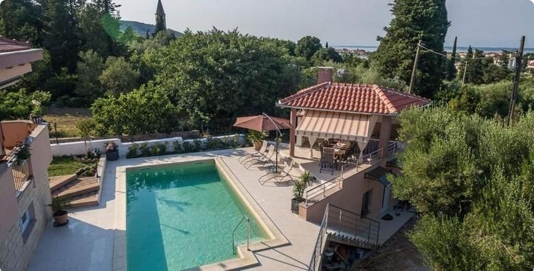 UGLJAN Apartman Ivan 4  7 nocenja za do 4 osobe u blizini mora uz neograniceno koristenje vanjskog bazena