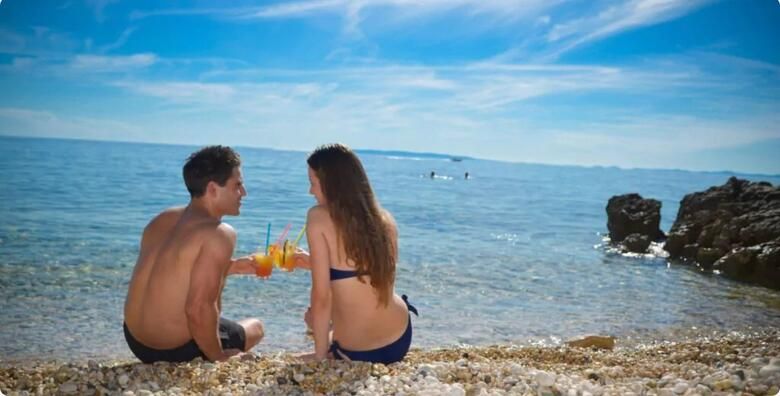 PAG Hotelu La Luna 4  2 nocenja s ALL INCLUSIVE uslugom za 2 odrasle osobe i do 3 djece uz koristenje bazena jacuzzija fitnessa i wellnesa