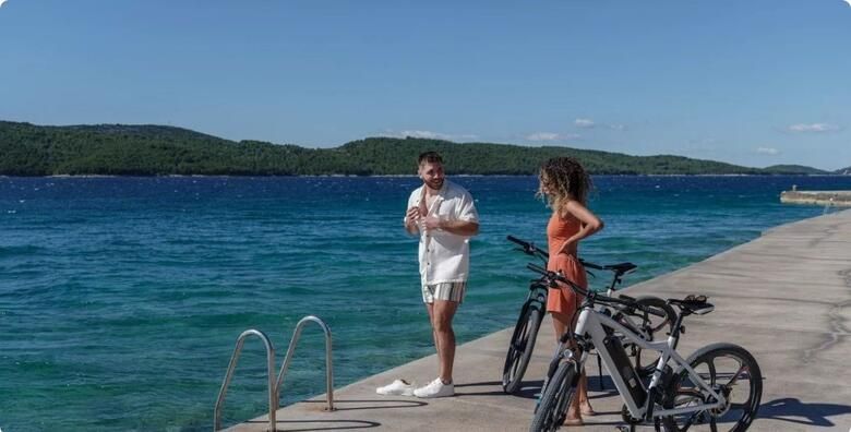 SIBENIK Amadria Park Camping 4  3 nocenja za 2 osobe i 2 djece do 11 99 godina u apartmanima