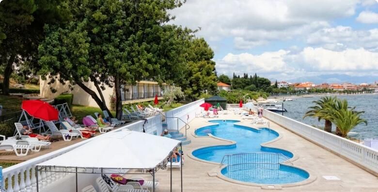Hotel Val 3 pored Trogira  3 5 ili 7 nocenja s doruckom za 2 odraslih i 2 djece uz koristenje vanjskog bazena