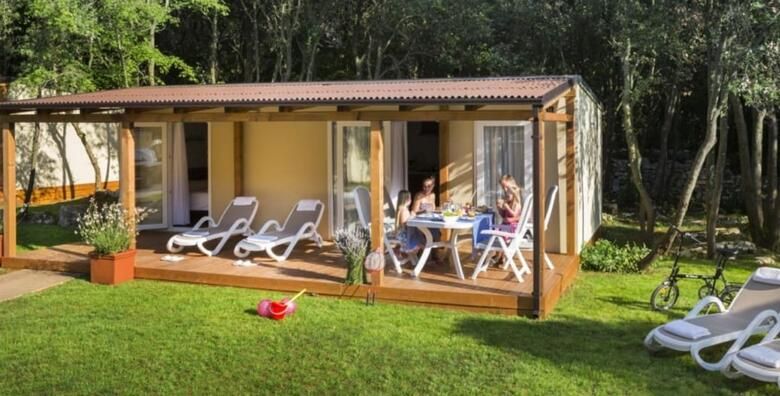Rovinj Maistrin kamp Polari 4  obiteljski odmor uz 2 nocenja za 4 odraslih  gratis paket za 2 djece do 11 99 godina u kompletno opremljenoj Standard mobilnoj kucici
