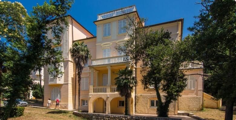 Ljeto u Hotelu Villa Ruzica 3  Crikvenica  2 ili 3 nocenja s polupansionom za 2 osobe  gratis 1 dijete do 5 99 godina
