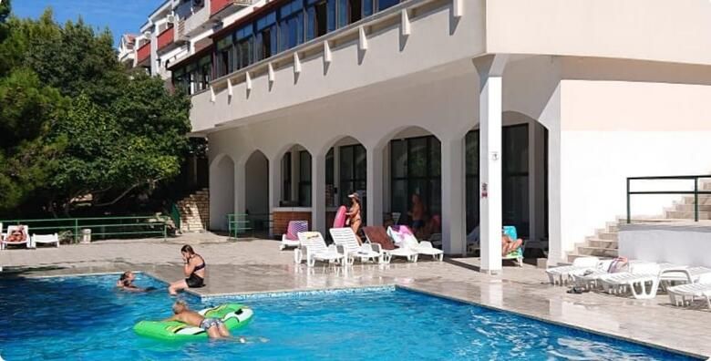 Hotel Zagreb 3  Karlobag  3 5 ili 7 nocenja s polupansionom za 2 osobe i do 2 djece  rok iskoristivosti do 01 11 