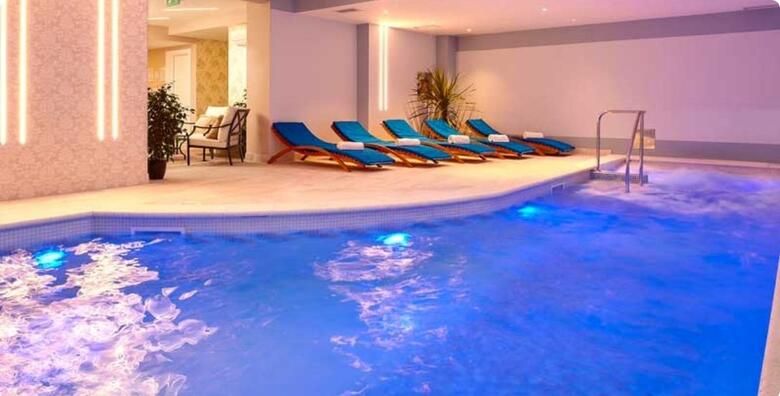 Hotel Cvita 4  Split  2 nocenja s doruckom za 2 osobe  dijete do 3  dijete do 7 god uz koristenje spa i wellness zone sa grijanim bazenom saunama i teretanom