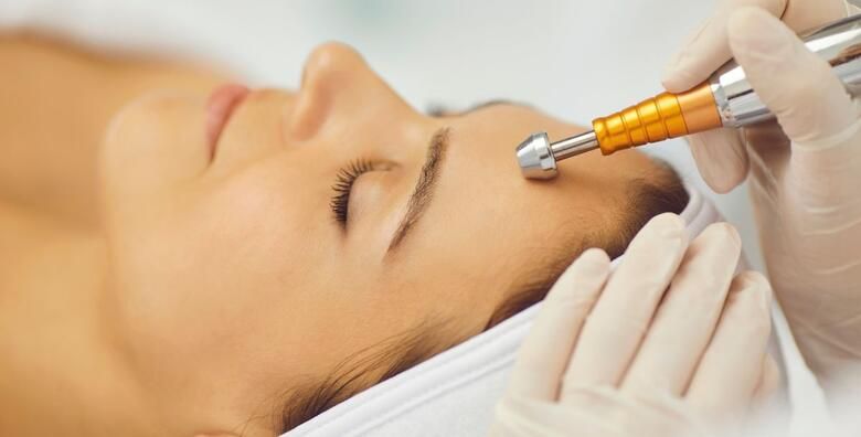 3 tretmana mezoterapije bez igle po 60 minu Aura Beauty Studiju