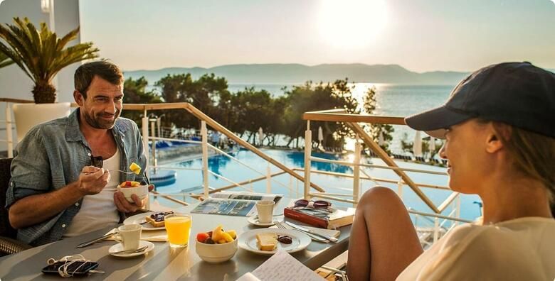 Jesen u Valamar Sanfior Hotel  Casa 4  RABAC  2 nocenja s polupansionom za 2 osobe i do 2 djece uz koristenje unutarnjeg bazena i wellnessa