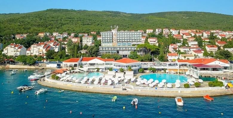 Obiteljski odmor u Hotelu Katarina 4  Selce  2 nocenja s polupansionom za 2 osobe i do 4 djece do 11 99 godina u Superior obiteljskoj sobi