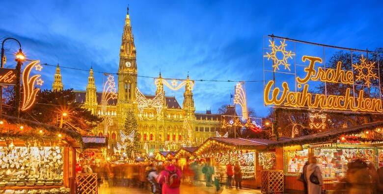 Advent u Becu  osjetite predbozicnu caroliju austrijske metropole i uzivajte na poznatom Rathaus adventu