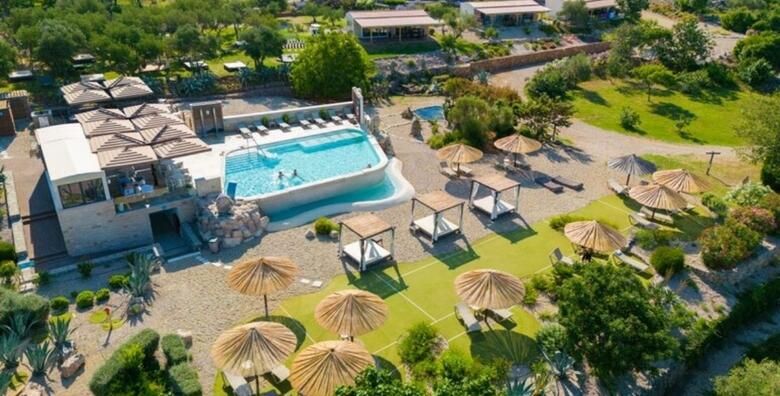 Luksuzan odmor na otoku Krku u mobilnim kucicama Kanajt 4  wellness opustanje uz 2 ili 3 nocenja s doruckom za do 6 osoba i koristenje 4 vrste sauna i jacuzzija