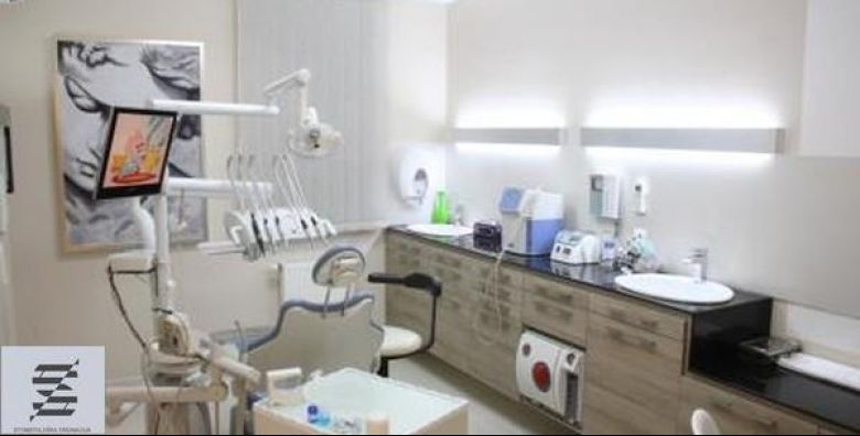 Privatna dentalna ordinacija Zeljka Stolar dr dent med 