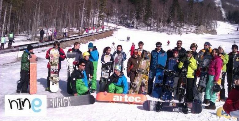 Snowboard klub Nine